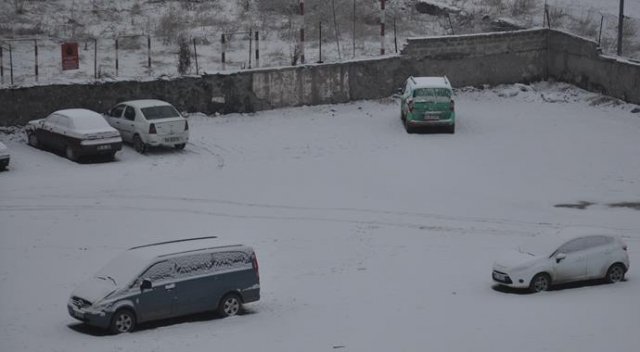 Kars beyaza büründü