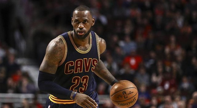 LeBron James'ten yeni rekor LeBron James'ten yeni rekor