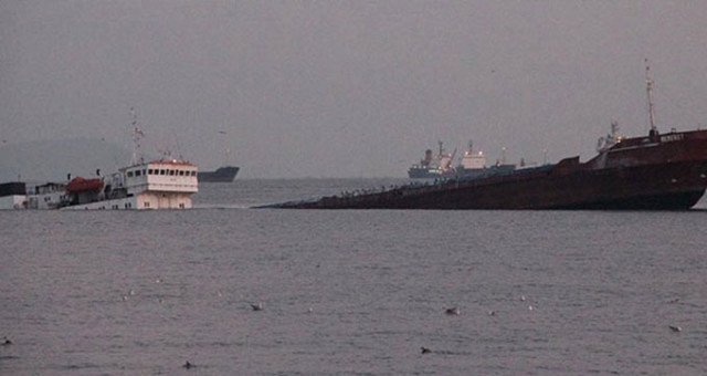 Libya açıklarında Türk yük gemisi battı
