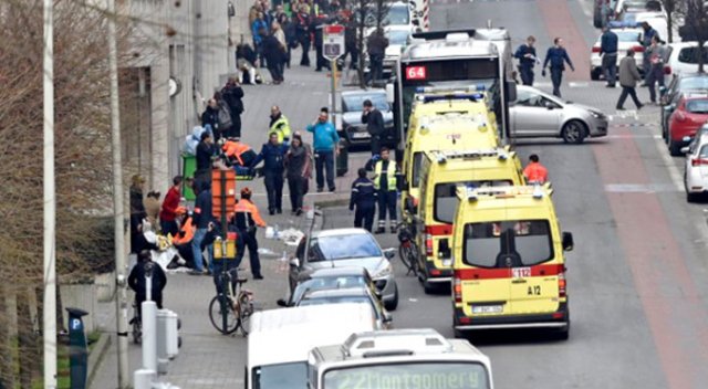 Londra'daki saldırı tam bir yıl önce bugün yapılan Brüksel saldırısını hatırlattı Londra'daki saldırı tam bir yıl önce bugün yapılan Brüksel saldırısını hatırlattı