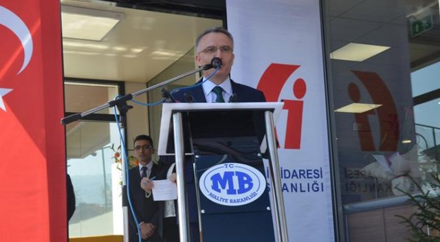 Maliye Bakanı Ağbal'dan müjde! 2 bin kişi alınacak Maliye Bakanı Ağbal'dan müjde! 2 bin kişi alınacak
