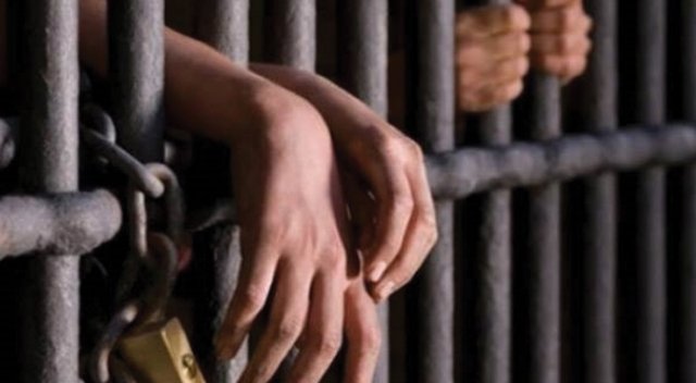Mardin'de 17 polise FETÖ'den tutuklama Mardin'de 17 polise FETÖ'den tutuklama