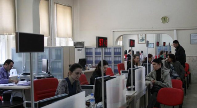 Memurları sevindirecek teklif! Memurları sevindirecek teklif!