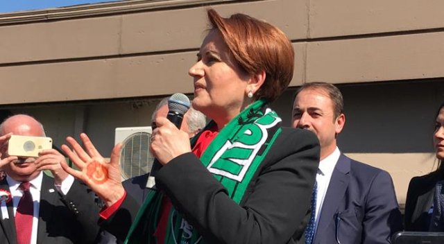 Meral Akşener’in toplantısında gerginlik