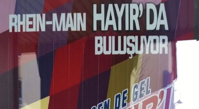 Merkel'in partisi Türk vekillerle 'Hayır'a çalışıyor Merkel'in partisi Türk vekillerle 'Hayır'a çalışıyor