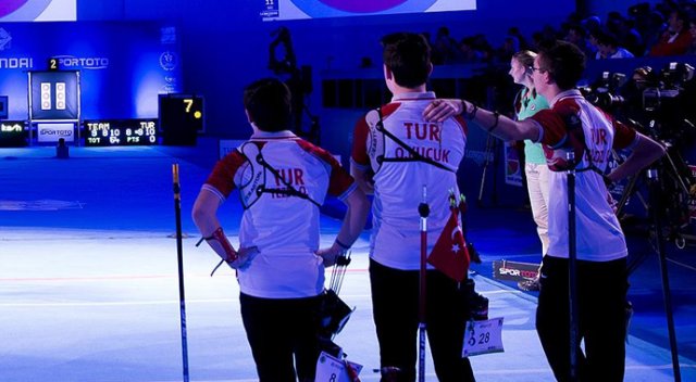 Milli sporcu Dal, genç erkekler olimpik yay kategorisinde finale yükseldi