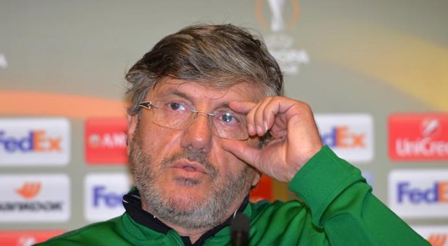 Mustafa Reşit Akçay istifa etti