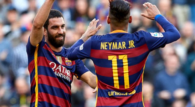 Neymar, PSG'li oyuncuların fotoğrafını paylaşarak dalga geçti