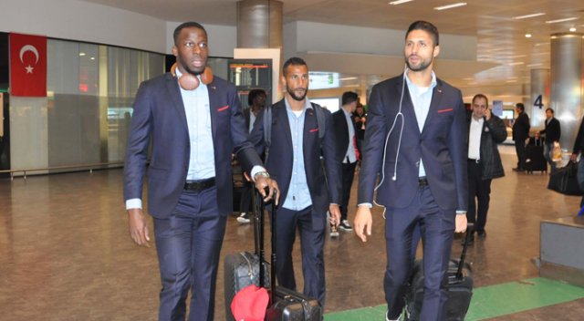 Beşiktaş&#039;ın rakibi Olympiakos İstanbul’a geldi