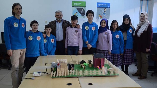Ortaokul öğrencileri ahır yangınları için sensör geliştirdi