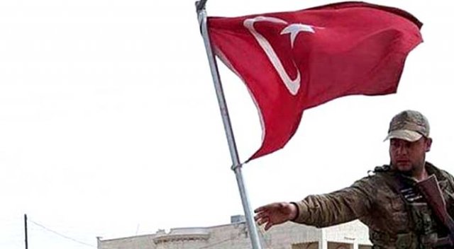 ÖSO Battuşiye köyüne Türk bayrağını dikti ÖSO Battuşiye köyüne Türk bayrağını dikti