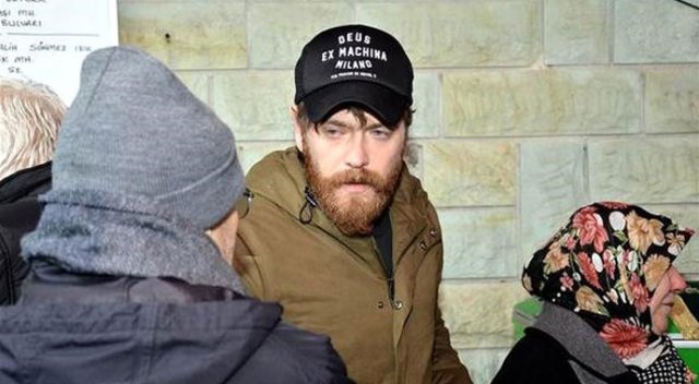 Oyuncu Engin Öztürk&#039;ün ablası vefat etti