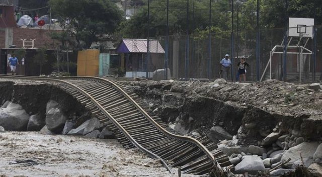 Peru&#039;da ölü sayısı artıyor