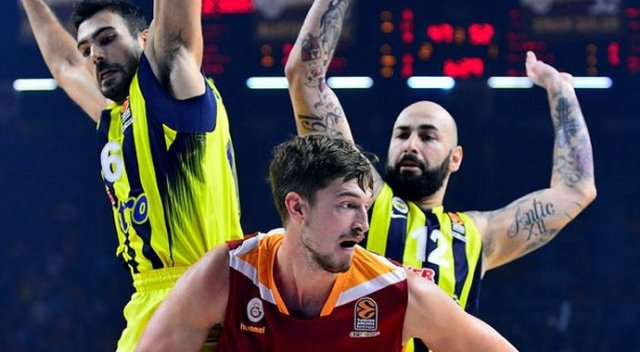Potada derbi heyecanı