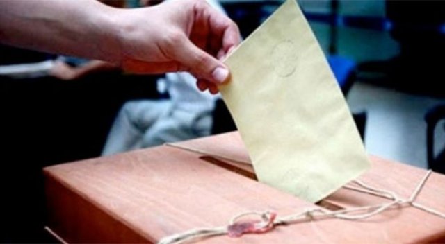 Referandum görevlilerine sosyal medya uyarısı: Sahte hesaplara dikkat Referandum görevlilerine sosyal medya uyarısı: Sahte hesaplara dikkat