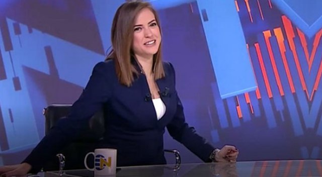 Simge Fıstıkoğlu&#039;ndan hayranlarını yıkacak haber!
