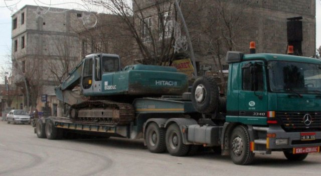 Sınırda askeri hareketlilik sürüyor