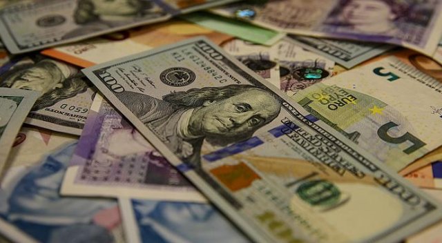 Şirketlerin döviz borcu için 'risk takip' modeli geliyor Şirketlerin döviz borcu için 'risk takip' modeli geliyor