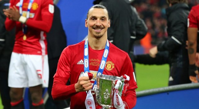 Zlatan, rekor ücretle kıta değiştiriyor