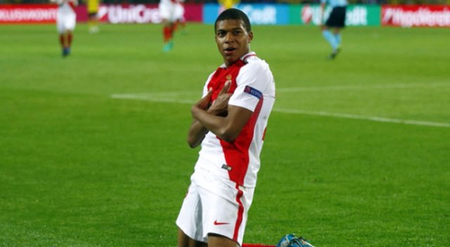 18 yaşındaki Mbappe Şampiyonlar Ligi tarihine geçti