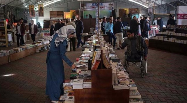 4 yıl aradan sonra Gazze&#039;de kitap fuarı