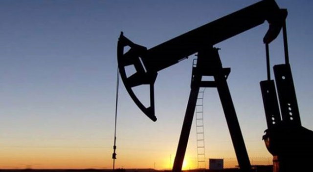 ABD'nin Suriye'yi vurmasının ardından petrol fiyatları yükselişe geçti ABD'nin Suriye'yi vurmasının ardından petrol fiyatları yükselişe geçti