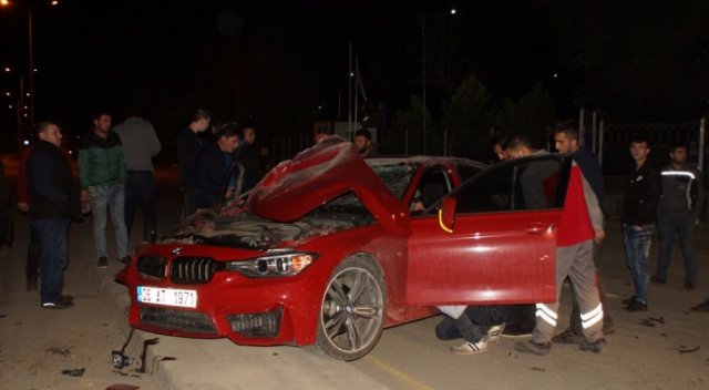 Ankara'da trafik kazası: 3 yaralı Ankara'da trafik kazası: 3 yaralı