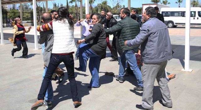Antalya Adliyesinde kavga Antalya Adliyesinde kavga