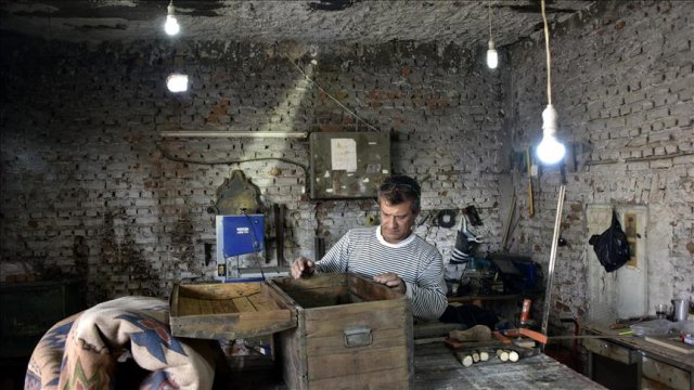 Antika Kemal'den eski eşyalara dokunuşlar Antika Kemal'den eski eşyalara dokunuşlar