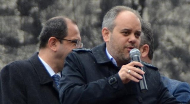 Bakan Kılıç’tan Kılıçdaroğlu’na: Adam olan orada oturmaz Bakan Kılıç’tan Kılıçdaroğlu’na: Adam olan orada oturmaz