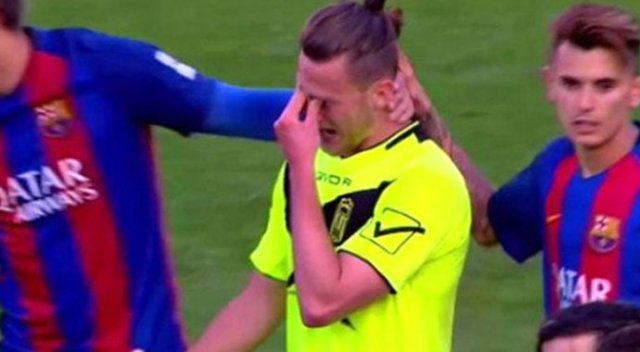 Barcelona B'ye 12-0 yenilen takım, kepenk kapattı