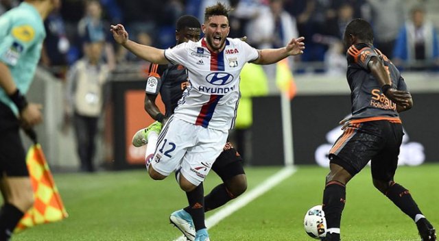 Beşiktaş'ın rakibi Lyon evinde fark yedi!