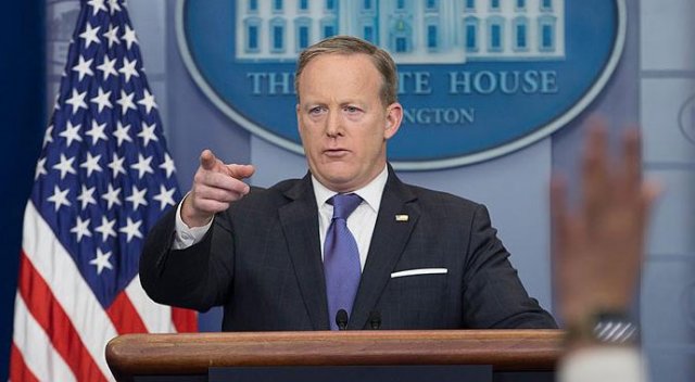 Beyaz Saray Sözcüsü Spicer'dan Hitler özrü Beyaz Saray Sözcüsü Spicer'dan Hitler özrü
