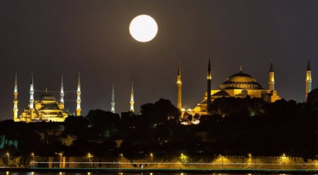 Camilerde yeni uygulama! 8 ilde başlıyor Camilerde yeni uygulama! 8 ilde başlıyor