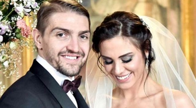 Caner Erkin ile Şükran Ovalı düğünü iptal etti Caner Erkin ile Şükran Ovalı düğünü iptal etti
