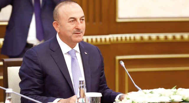 Çavuşoğlu&#039;ndan AB&#039;ye rest: Askıya alın da görelim