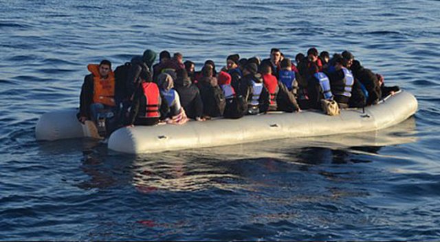 Çeşme açıklarında 68 kaçak yakalandı Çeşme açıklarında 68 kaçak yakalandı