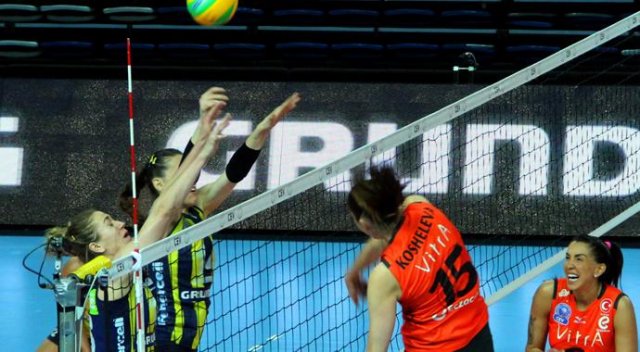 CEV Şampiyonlar Ligi: Fenerbahçe: 1-3 Eczacıbaşı VitrA