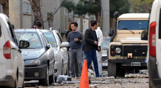 Bakan açıkladı: Diyarbakır'daki patlama terör saldırısı Bakan açıkladı: Diyarbakır'daki patlama terör saldırısı