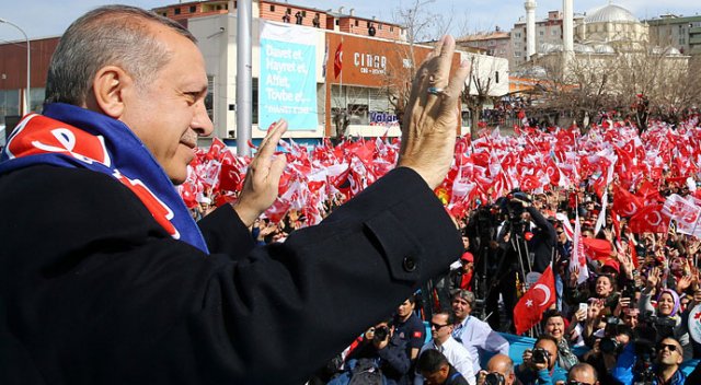 Erdoğan, Erzurum'da müjdeyi verdi: '2026 Kış Olimpiyatları'na adayız...' Erdoğan, Erzurum'da müjdeyi verdi: '2026 Kış Olimpiyatları'na adayız...'