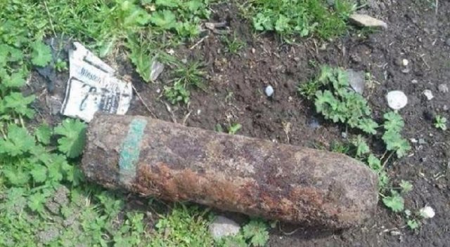 Ergani'de patlamamış top mermisi bulundu
