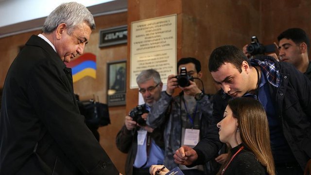 Ermenistan&#039;da seçimleri Sarkisyan&#039;ın partisi kazandı