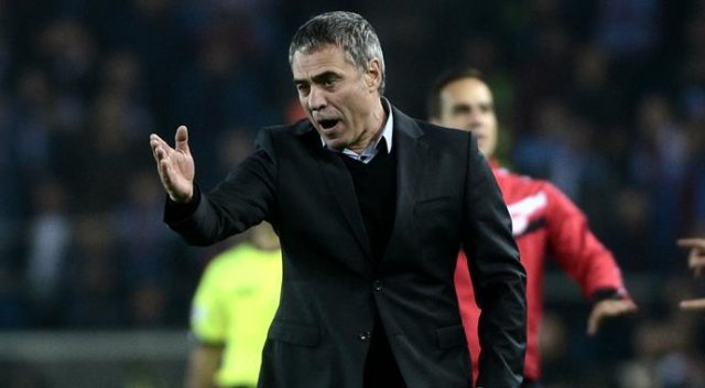 Ersun Yanal: ''Futbol adına sevinçliyim'' Ersun Yanal: ''Futbol adına sevinçliyim''