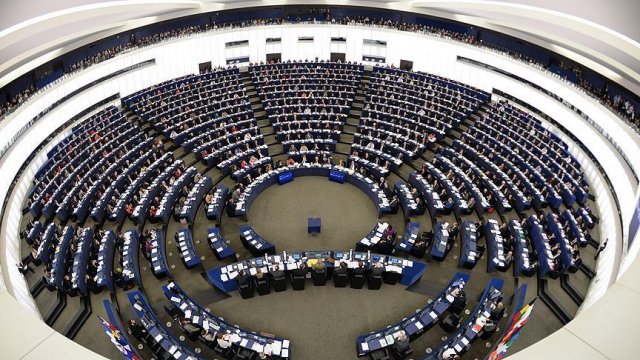 Esad rejimi yetkilisinin AP'ye girişi yasaklandı