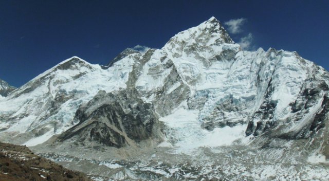 Everest Dağı’nın yüksekliği yeniden ölçülecek Everest Dağı’nın yüksekliği yeniden ölçülecek