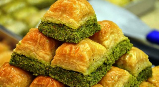 Hasan Gültekin Gaziantep Baklavacısı TMSF&#039;ye Geçti