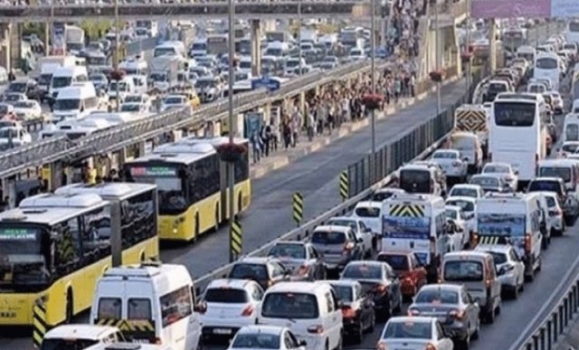İstanbul'da bazı yollar trafiğe kapanacak İstanbul'da bazı yollar trafiğe kapanacak