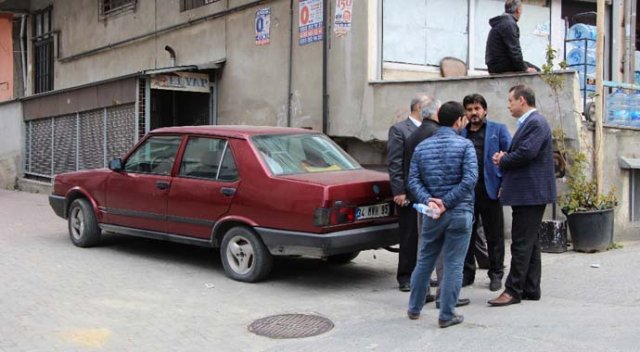 İstanbul’da güpegündüz silahlı soygun İstanbul’da güpegündüz silahlı soygun