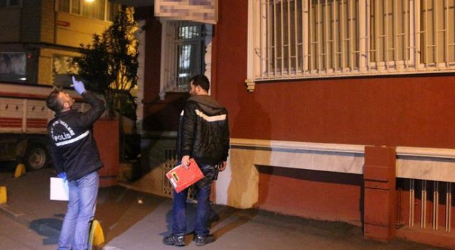 İstanbul'da silahlı soygun İstanbul'da silahlı soygun
