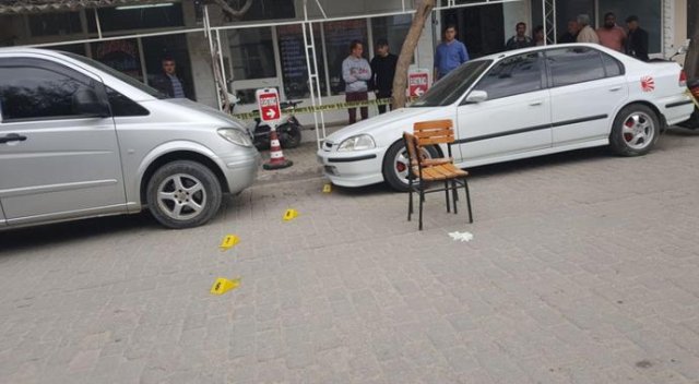 Kahvehanede silahlı kavga, ölü ve yaralılar var Kahvehanede silahlı kavga, ölü ve yaralılar var